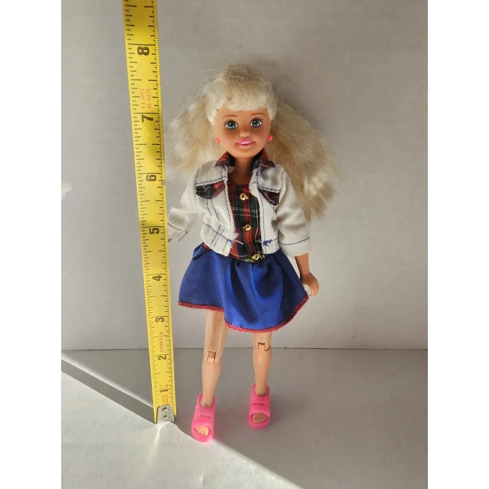 Vintage Barbie Kelly Doll 1995 Mattel Blonde Blue‎ Eyes 7.5